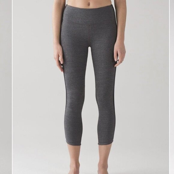 Lululemon Hit It Crop Leggings Women’s Size 4 Heathered Black Gray - Picture 11 of 12